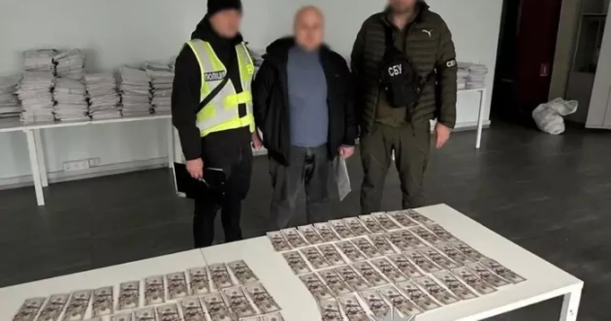 Схема ухилення в столиці: посадовець і спільник виготовляли фіктивні документи для військовозобов’язаних