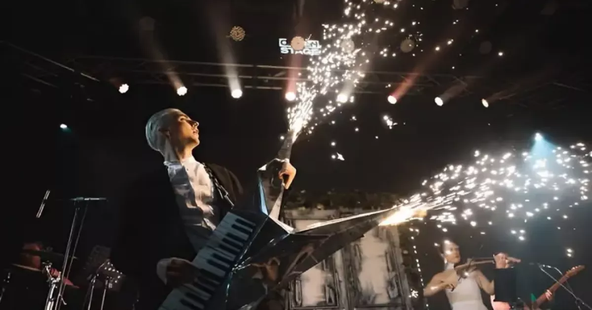 МÉLOVIN святкує творче десятиліття: у Stereo Plaza відбудеться прем’єра MROOM13 SHOW