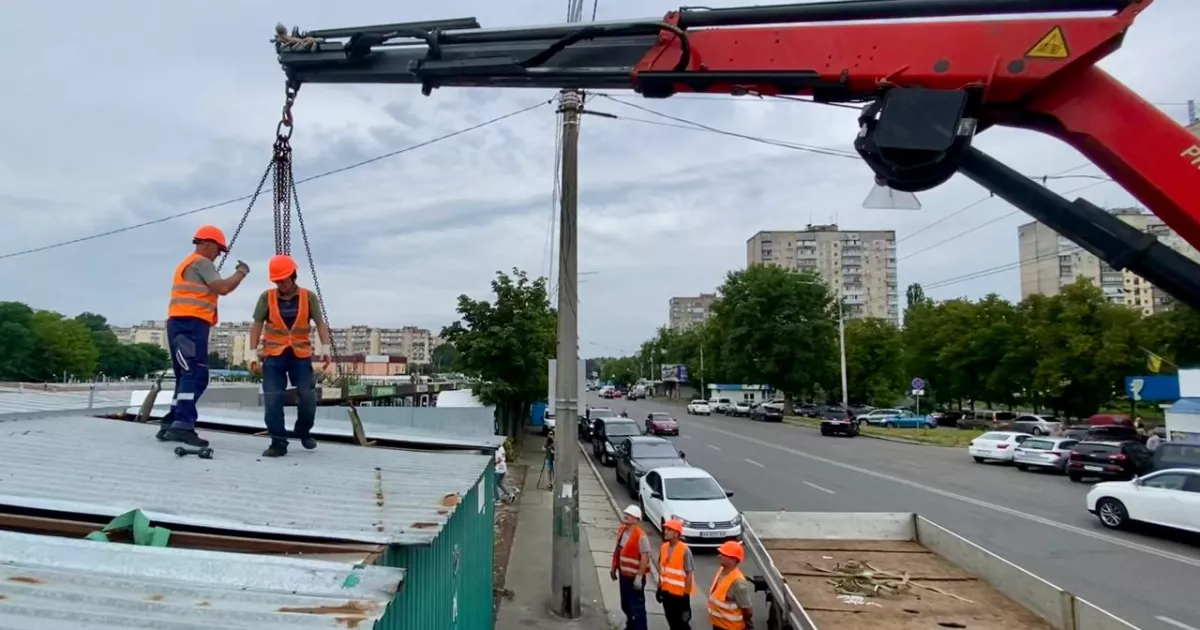Київ впорядковує тротуари: зміни для МАФів і електросамокатів ухвалено