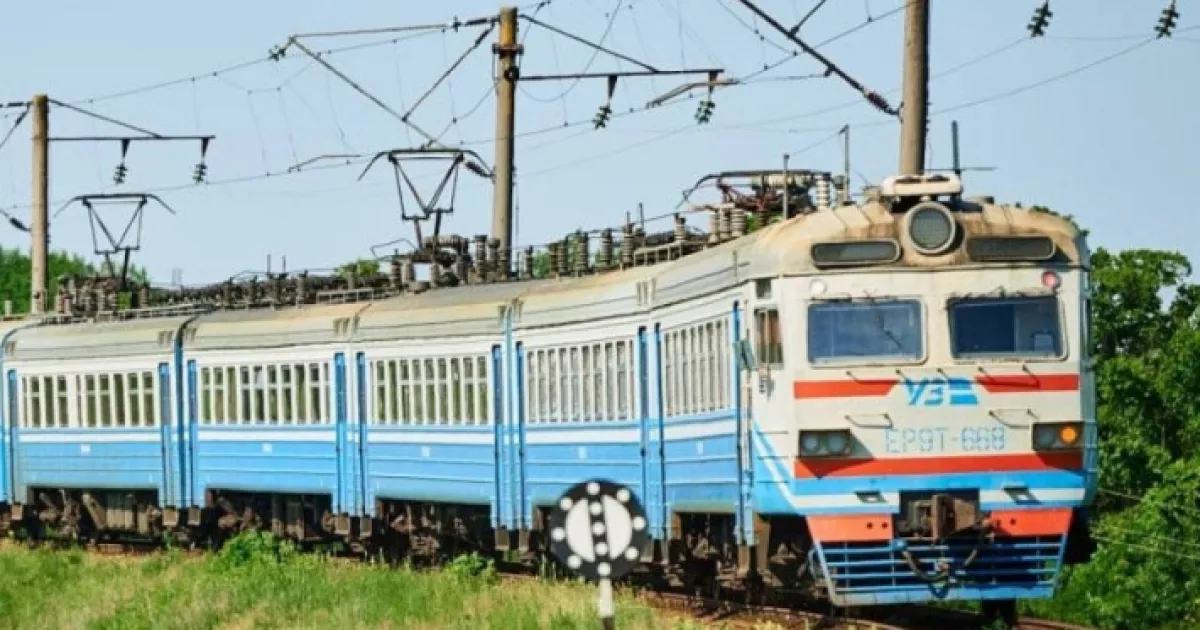 Чернігів–Славутич без ранкових рейсів 7–8 грудня: пасажирам просять планувати поїздки завчасно