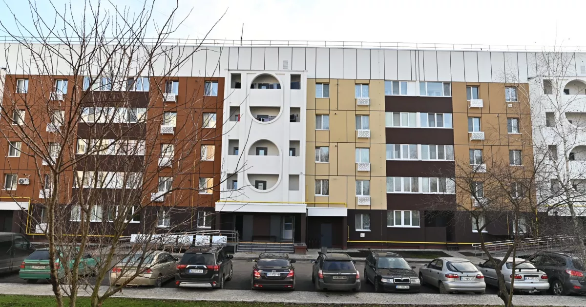 Бородянка відновлюється: шість будинків уже капремонтовано, мешканці живуть у теплі