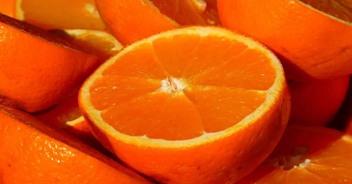 11 продуктів для довгого здорового життя: що легко знайти в Києві й додати до щоденного раціону