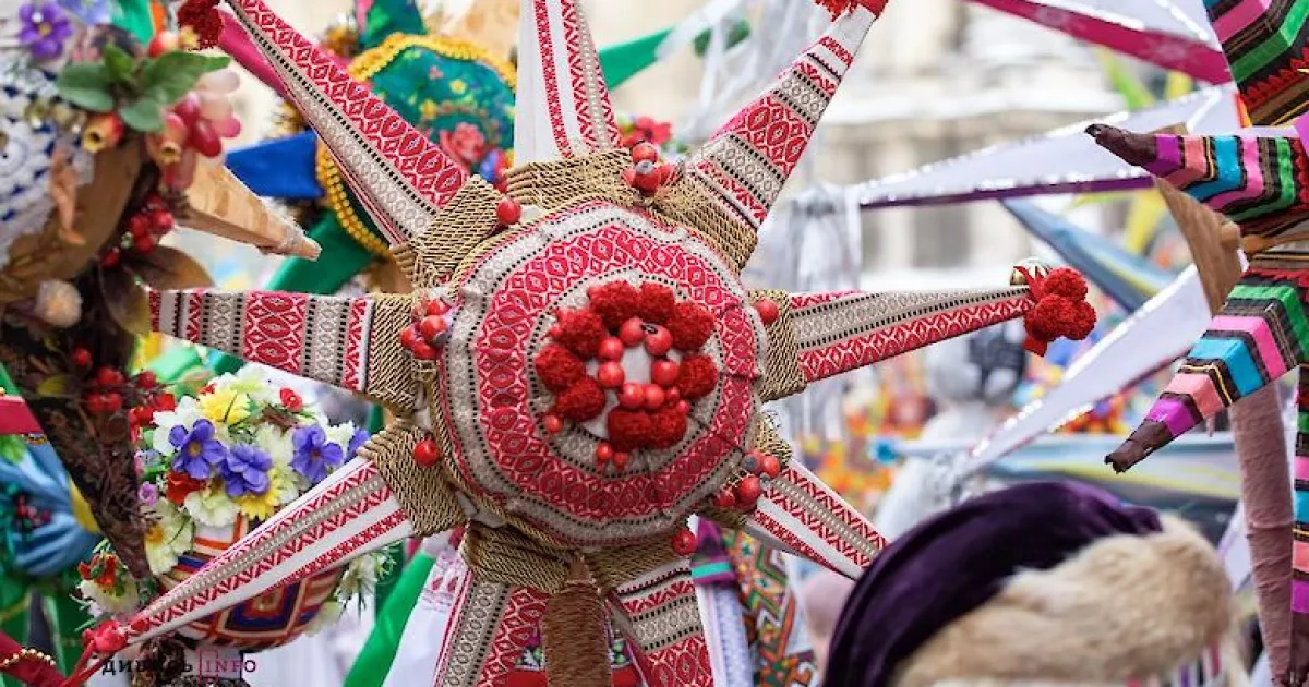 Hand-made, колядки й глінтвейн: у Києві проведуть великий Різдвяний ярмарок у музеї декоративного мистецтва