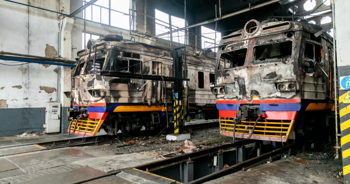 Фастівський вузол після обстрілу: від депо — руїни, відбудова з нуля