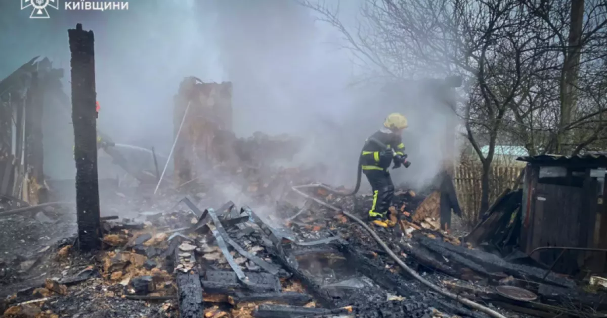 Смертельна пожежа на Київщині: у зруйнованому будинку знайшли загиблого