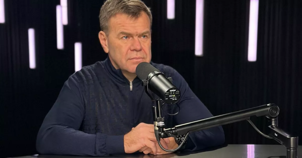 Блекаути, дефіцит водіїв і мільярдні збитки: що відбувається з транспортом Києва — з перших вуст