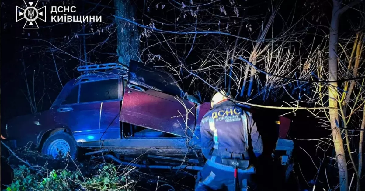 Аварія поблизу Гребінок: загинув водій, двоє дітей у лікарні