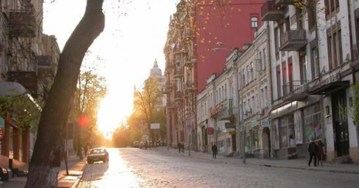 Безхазяйним конструкціям — край: Київ бере на баланс підпірні стіни та елементи будівель