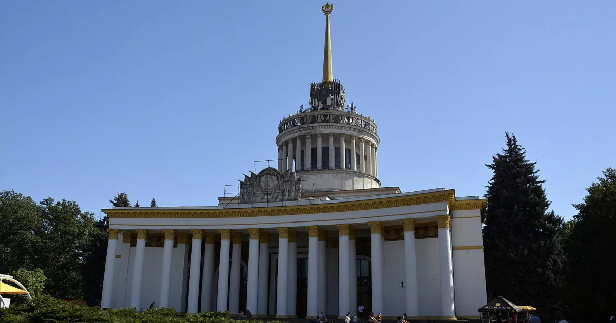 10 мільйонів на електромережі ВДНГ: що і навіщо ремонтують у головному павільйоні Експоцентру