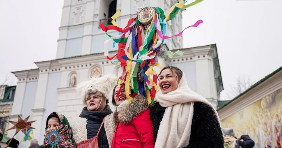 Різдво в русі: центром Києва пройшла святкова хода із різдвяними зірками