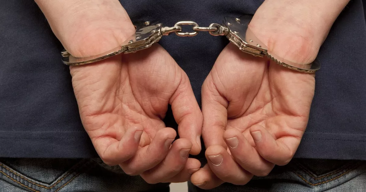 У Києві іноземців засудили за розбій з погрозою гранатою