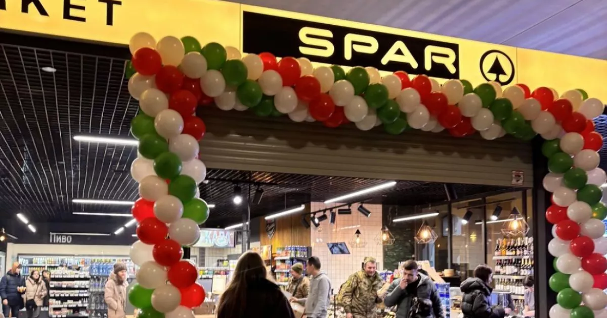 На Вокзальній у Києві відкрився оновлений супермаркет SPAR
