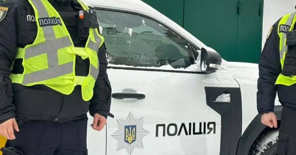 Коли рахувалися хвилини: патрульні допомогли майбутній мамі в Києві