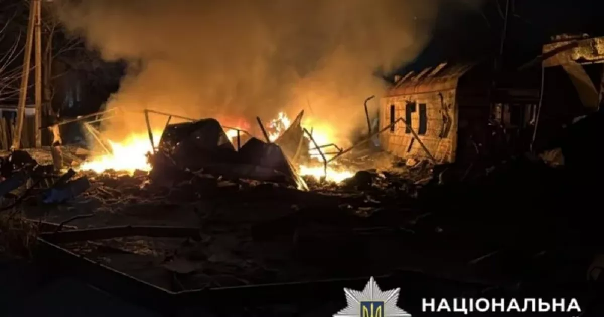 Нічний удар по Київській області: є жертва, знищені будинки, Славутич без світла