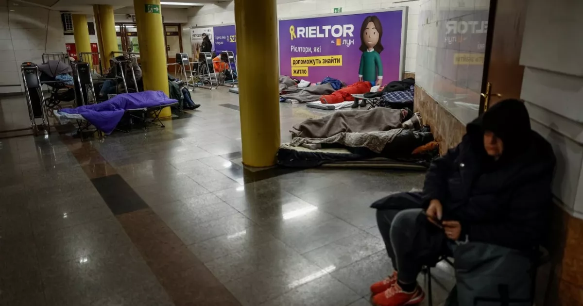 Метро як укриття: скільки людей провели ніч 9 січня на станціях Києва