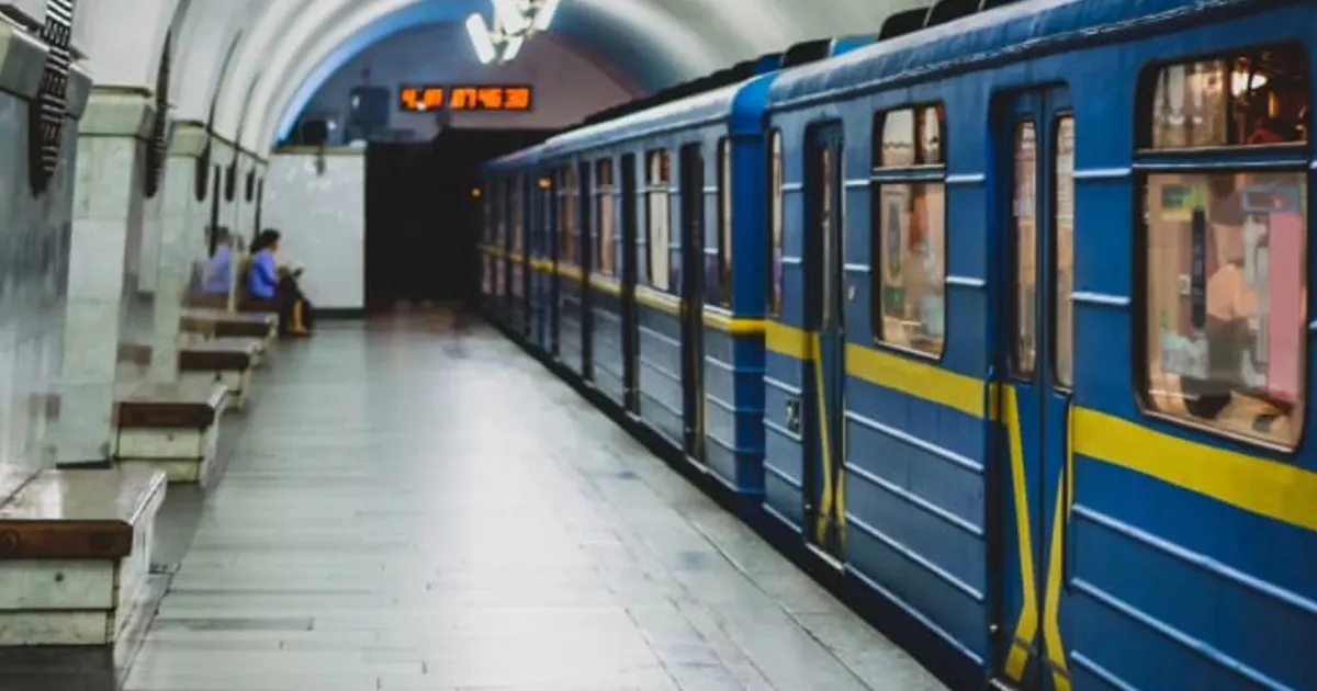 У Києві відновили світло для 648 тисяч сімей: як працює метро і транспорт