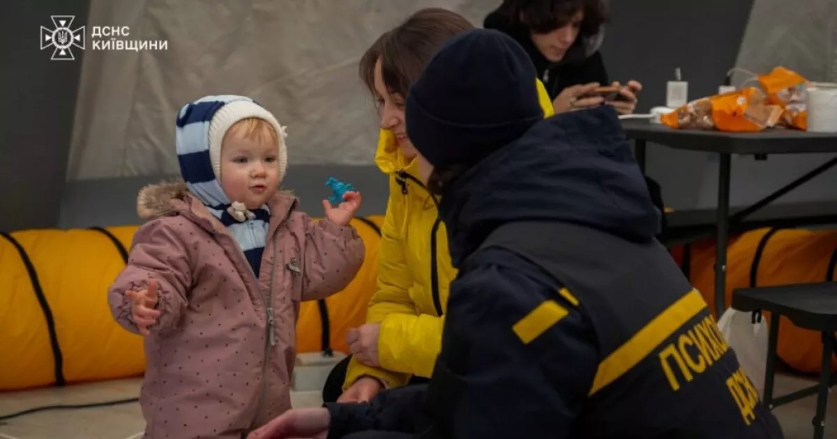 Острівці тепла серед темряви: у Броварах і Борисполі розгорнули Пункти незламності