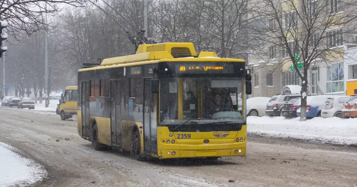 У Києві частково зупинився електротранспорт: як курсує громадський транспорт сьогодні