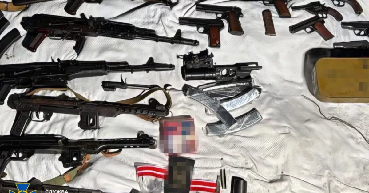 На Київщині викрили спробу продажу найбільшої партії трофейної зброї від початку війни
