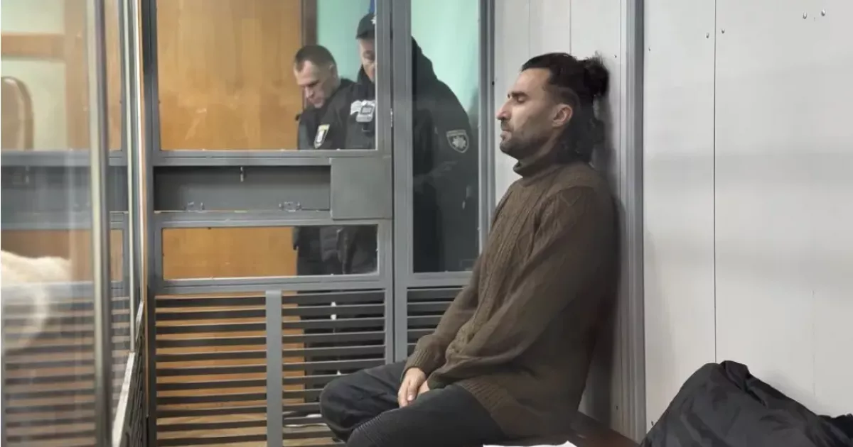 Напав через зауваження: у Києві водій жорстоко побив велосипедиста