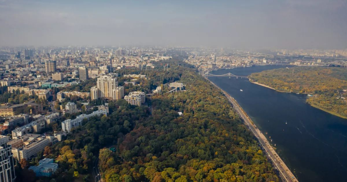Київ у пастці житлового дефіциту: як 20 м² на мешканця змінюють місто