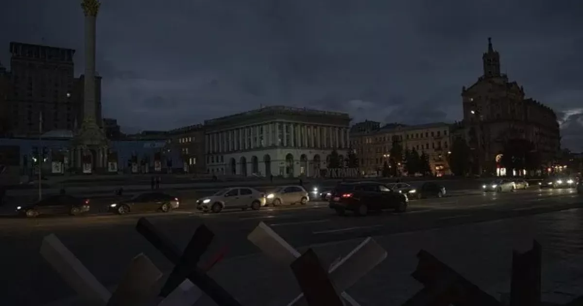 Світло подають нестабільно: у Києві зберігаються екстрені обмеження електроенергії