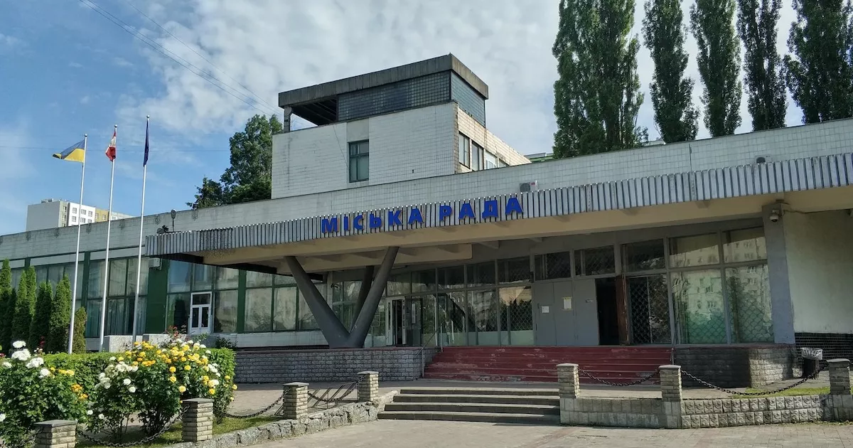 З виховательки у мільйонерки: у Вишневому нову мерію за 250 мільйонів ремонтуватиме фірма няні, яка «надивилася на ремонти»