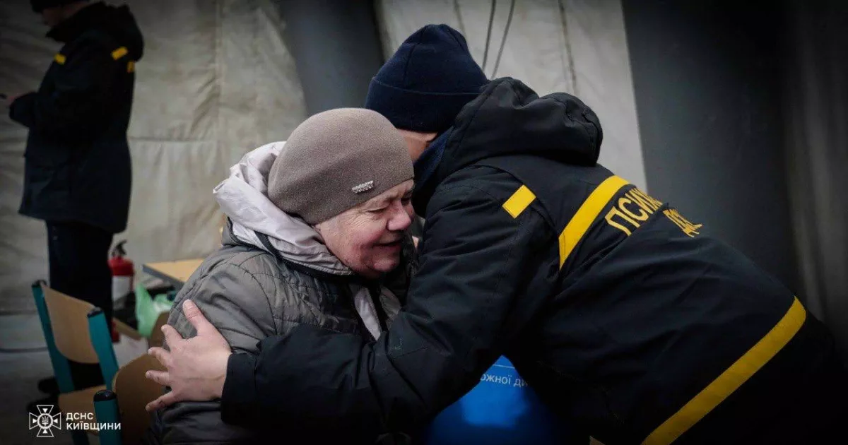 Рецепт незламності: як психологи ДСНС рятують мешканців Київщини від «емоційного блекауту