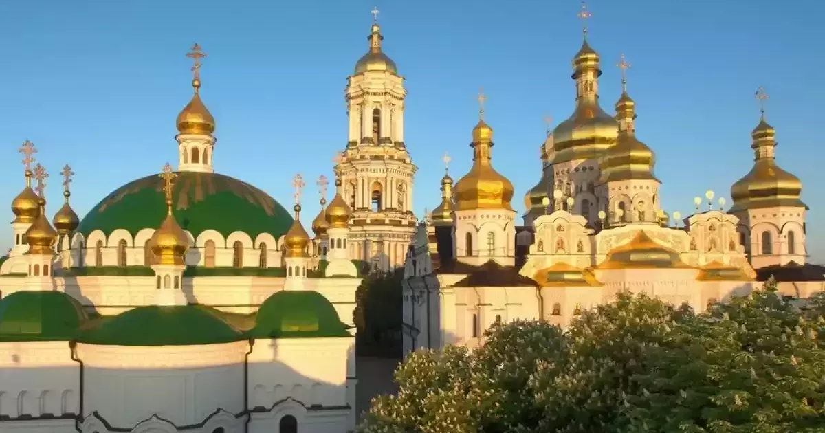 Удар по святині: Києво-Печерська лавра вперше за десятиліття війни стала мішенню атаки РФ