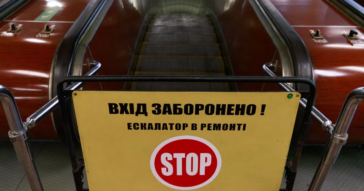 Ескалатори київського метро зупиняються вдвічі частіше: що відбувається