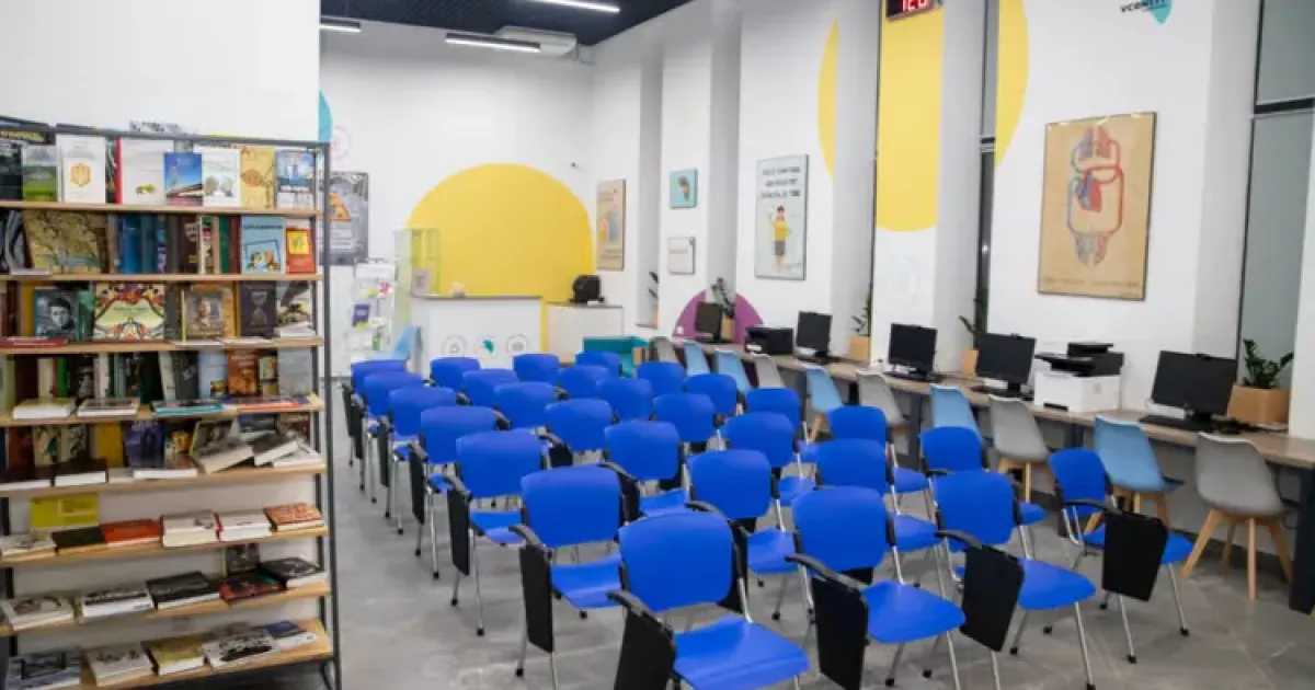 Безкоштовні психологи й юристи: у яких районах Києва працюють Vcentri HUB
