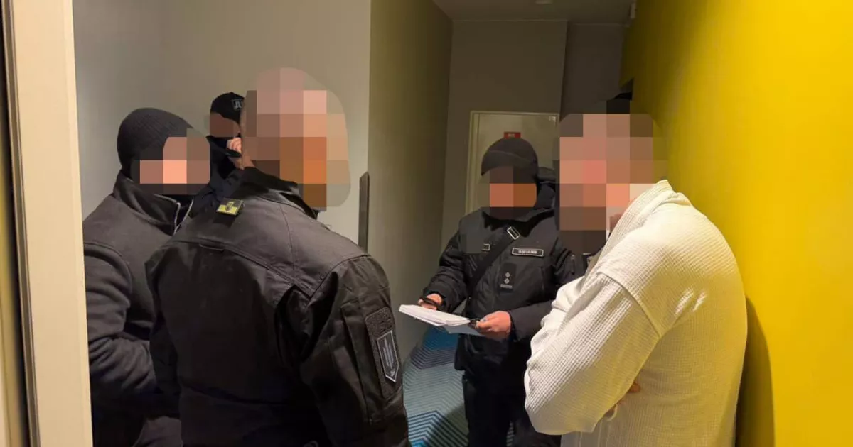 Катування заради «контенту»: на Київщині затримали начальника ТЦК, який знімав побиття чоловіків на камеру