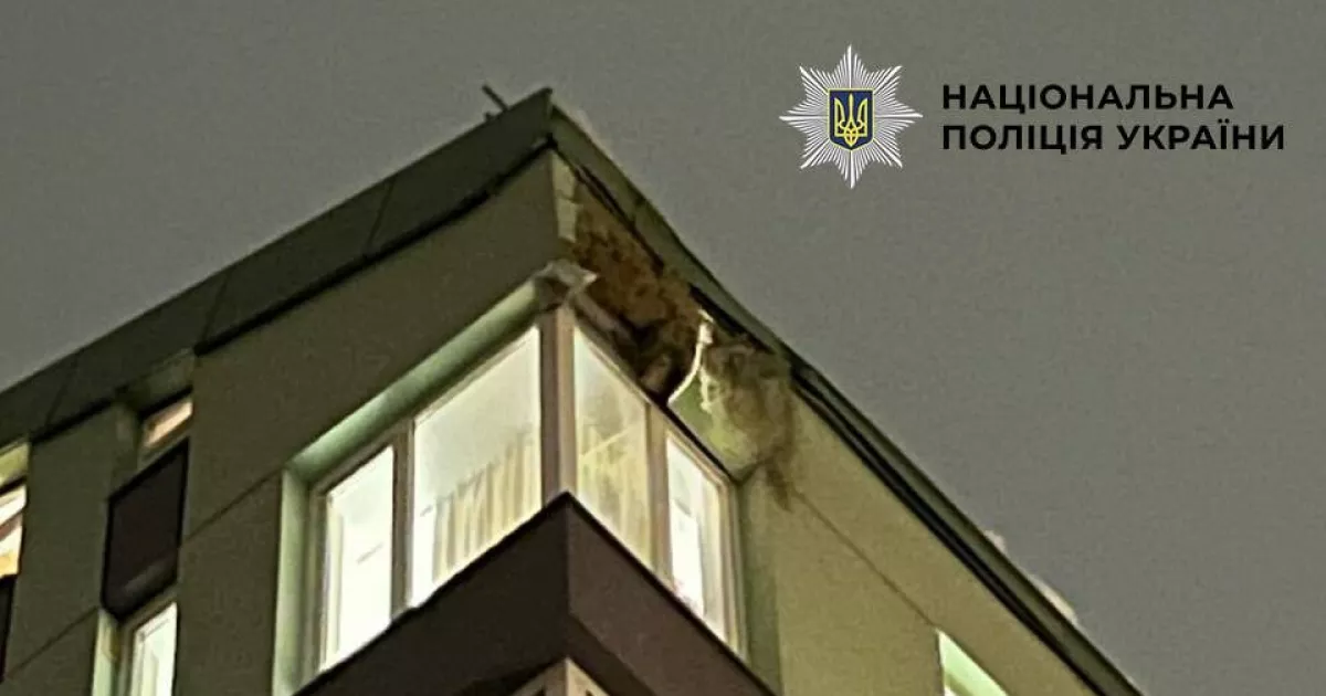 Нічний удар по Лівому берегу Києва: двоє поранених, пошкоджені будинки