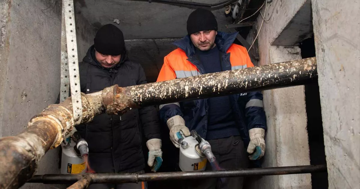 По 20 тисяч щомісяця: Київ клопоче про держпремії для комунальників під час енергокризи