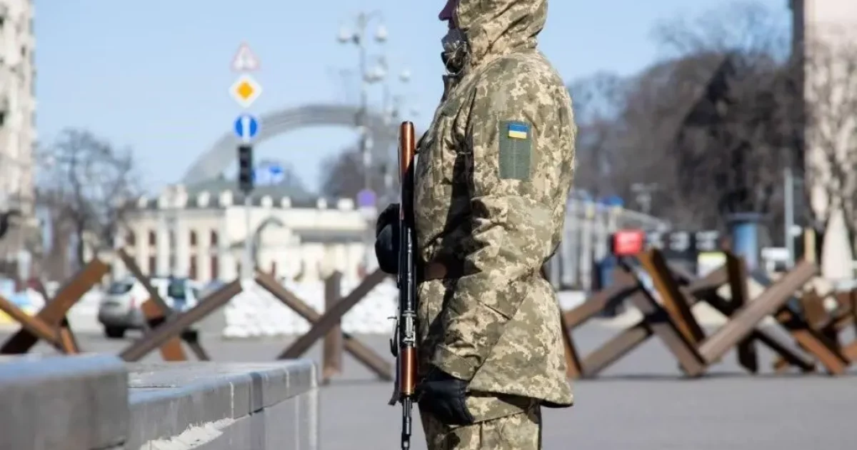 24 лютого у центрі Києва обмежать роботу метро і змінять маршрути транспорту