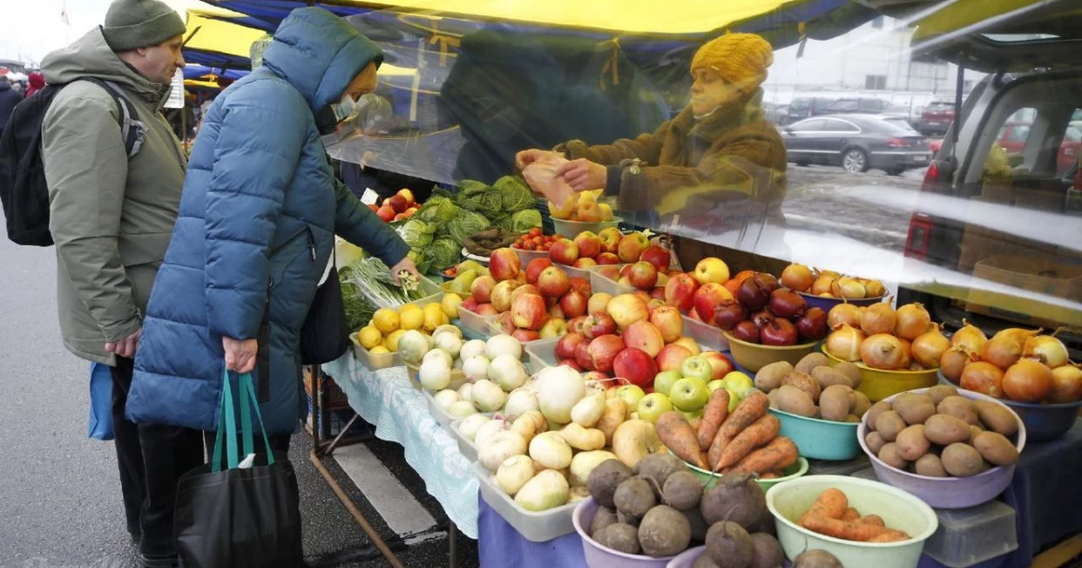 Куди піти по фермерські продукти: у Києві стартують продуктові ярмарки 25 лютого - 1 березня