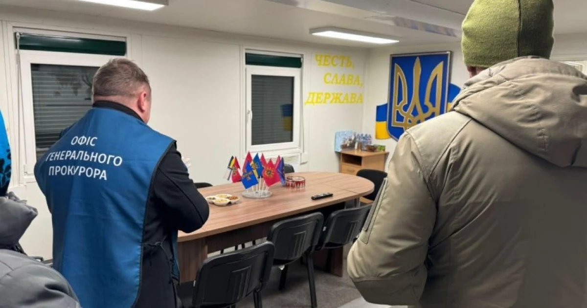 На Київщині викрили хабарників у Повітряних Силах і СБУ: $320 тис. вилучено