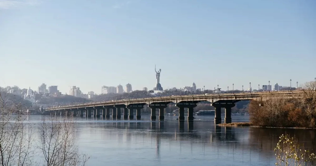Київ на межі транспортного ризику: міст Патона з нульовим ресурсом, Дарницький — єдина стабільна переправа
