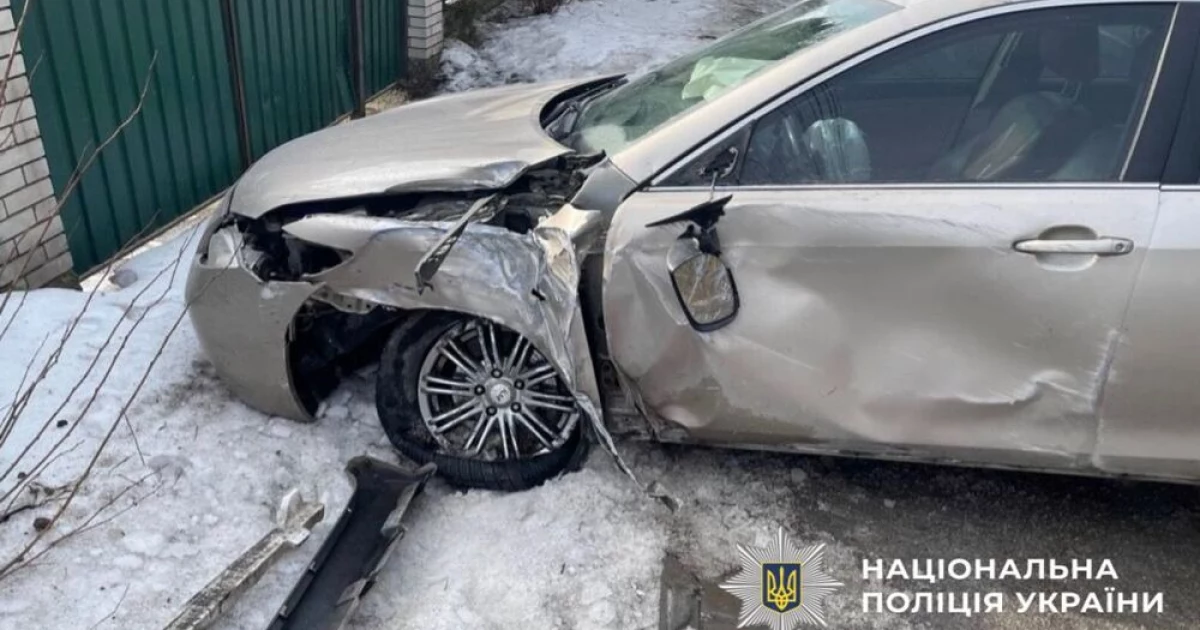 Лобове зіткнення на Київщині: у Кременищі госпіталізували водія Daewoo