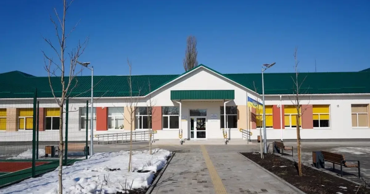 У Бородянській громаді відкрили відбудовану Мирчанську гімназію: школа постраждала під час боїв у 2022 році