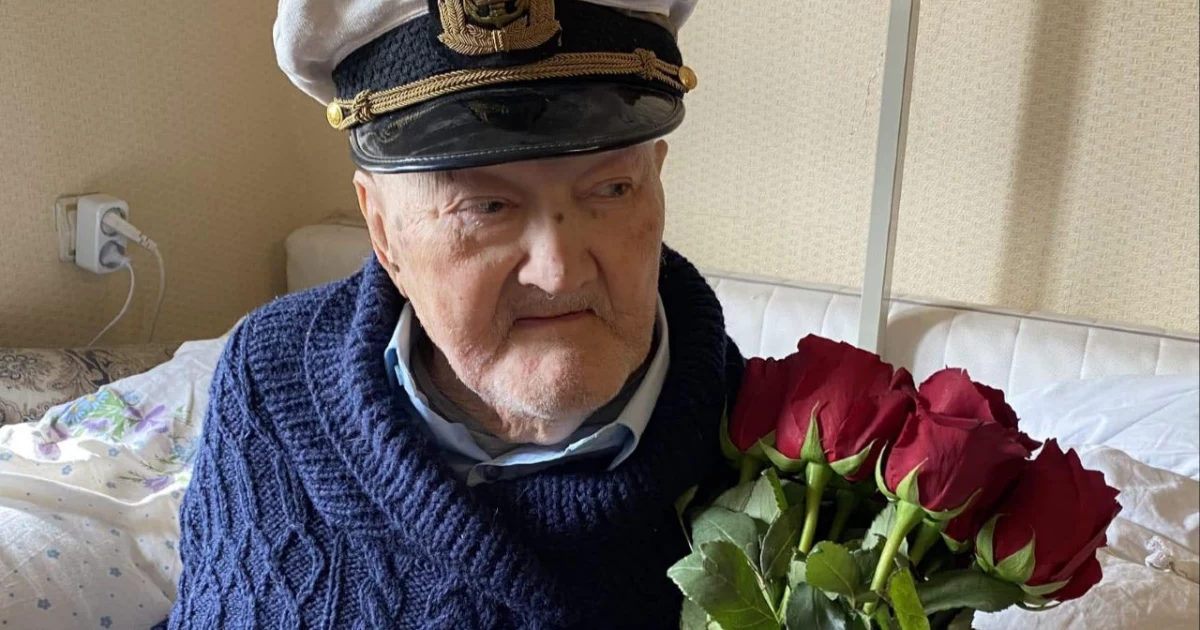 У Києві привітали 100-річного ювіляра: історія життя, що охопила цілу епоху
