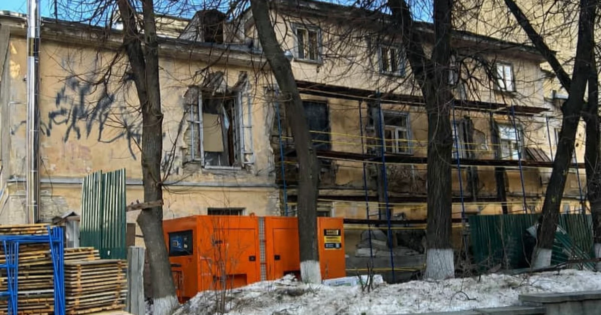 На Ярославовому Валу знову оточили риштуваннями «Будинок із хлібною лавкою»