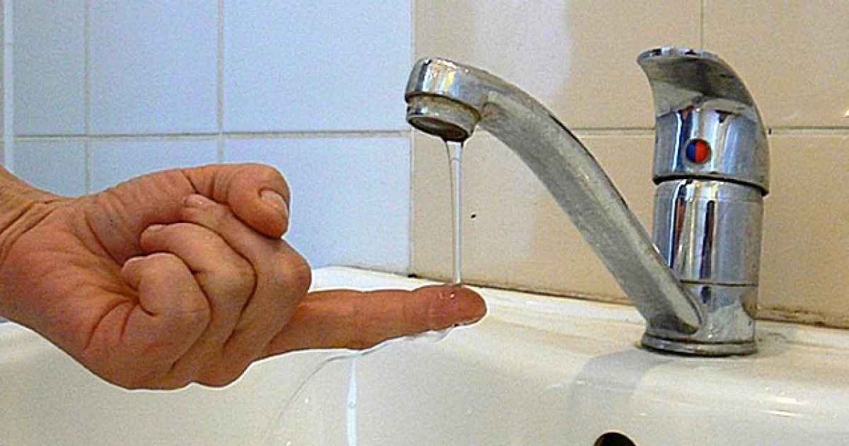 Сухі крани: в яких районах Києва сьогодні зникла вода і коли повернуть нормальний тиск