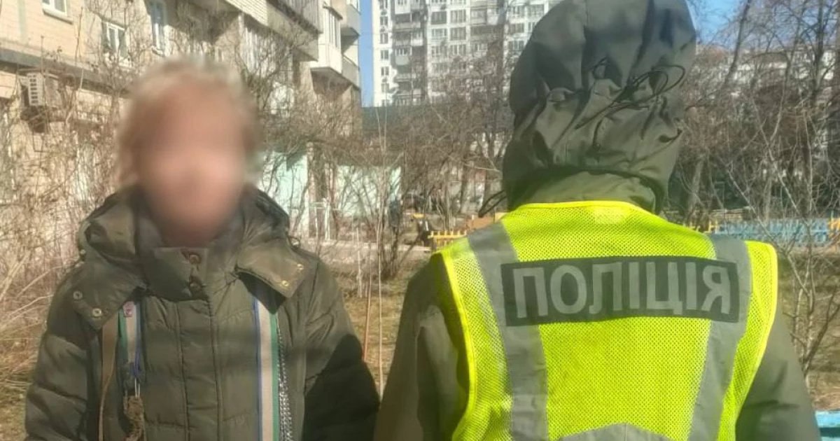 Киянка намагалася «виховати» собаку побиттям: їй загрожує штраф