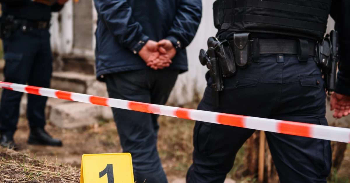 На Обухівщині тесть ударив ножем зятя в живіт: загрожує до 8 років ув’язнення