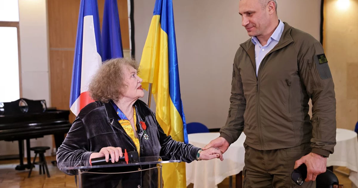 Віталій Кличко привітав Ліну Костенко з 96-річчям: «Захоплююся вашою силою духу»