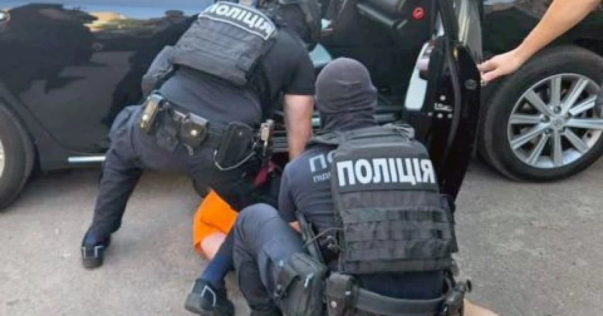 У Києві затримали чотирьох паліїв автівок військових на замовлення російських кураторів