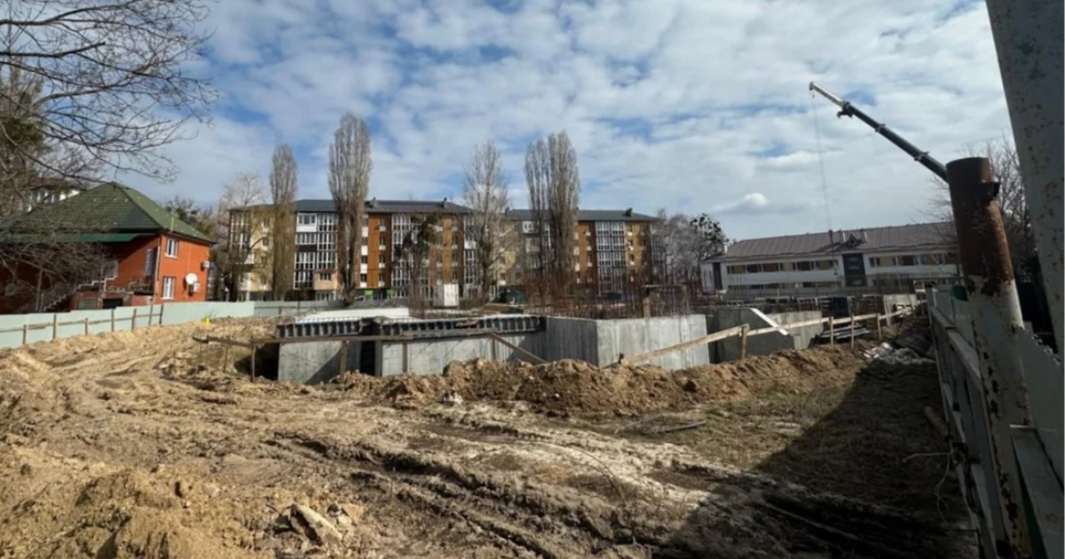На Київщині у Бородянці зводять протирадіаційне укриття на 1,5 тисячі людей