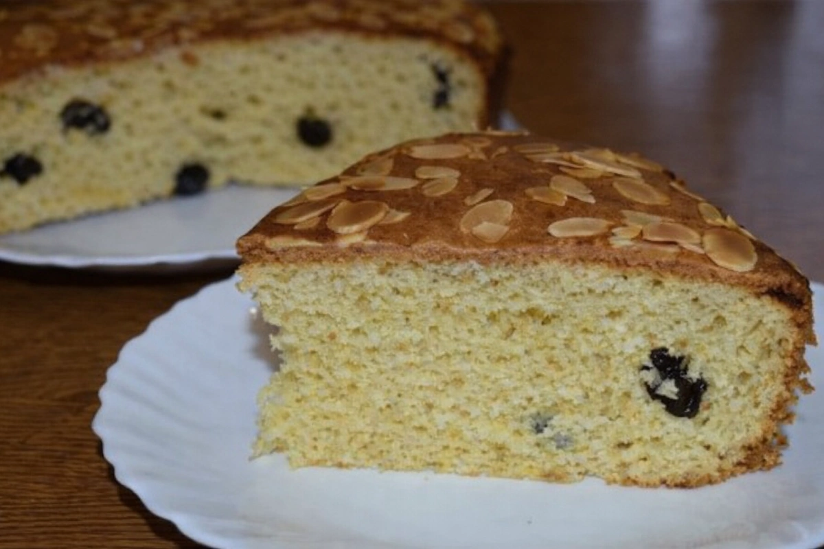 Colomba di Pasqua вдома: італійський великодній пиріг, який тане в роті