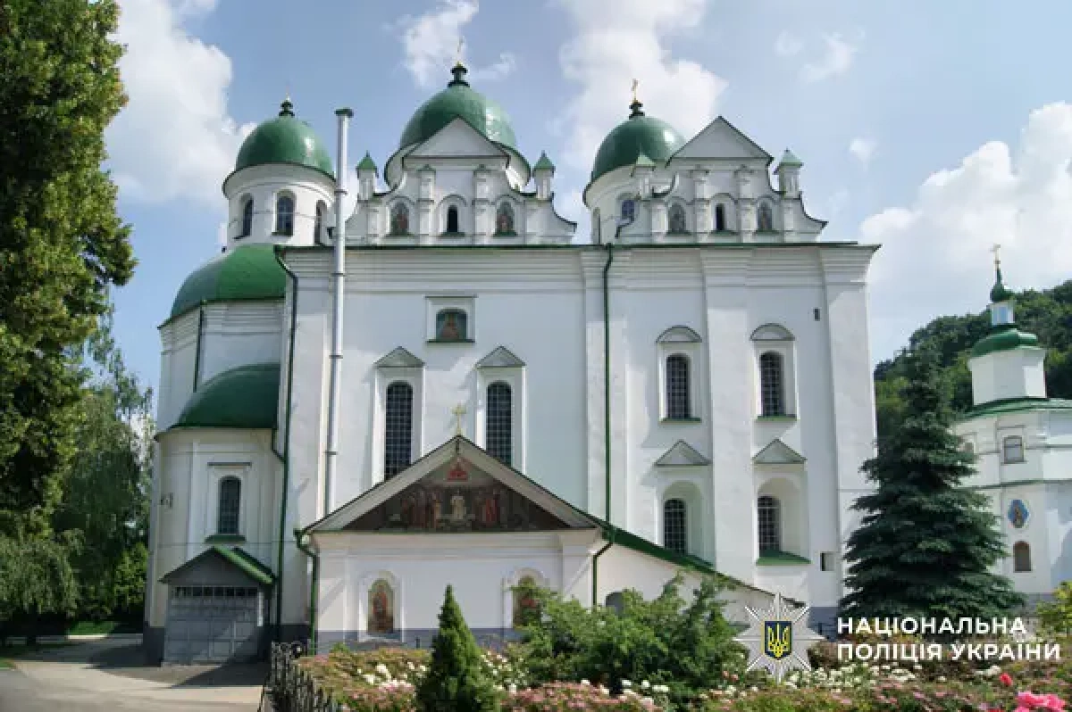 Скандал із монастирем у Києві: чиновника судитимуть за переплату 666 тисяч